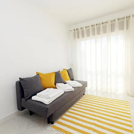 C23 - Parkway Entrance Apartment In Lagos Exterior photo