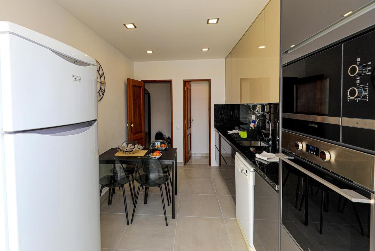 Apartment C23 - Parkway Entrance In *